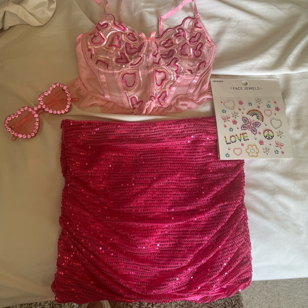 Taylor swift complete eras tour LOVER outfit SOLD